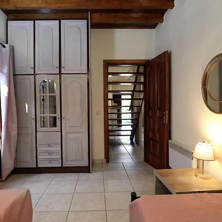 בית נופש Terpi House Lefkáda