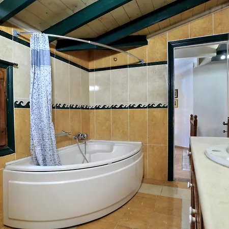 Terpi House בית נופש Lefkáda